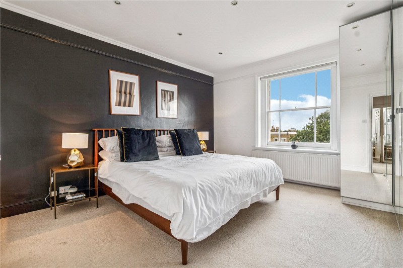 Elgin Crescent, London, W11