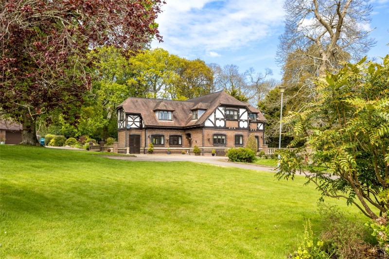Uddens Drive, Wimborne, Dorset, BH21