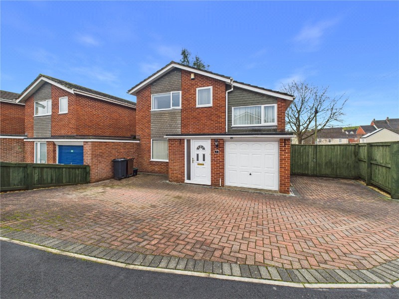 Fulda Crescent, Crediton, Devon, EX17