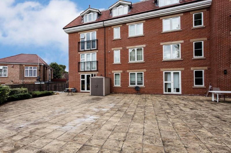 The Grove, Finchley, London, N3