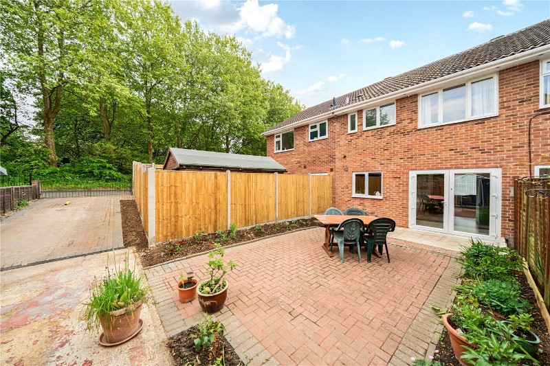 Northwood Drive, Newbury, Berkshire, RG14