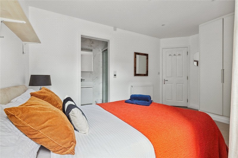 Garratt Terrace, London, SW17