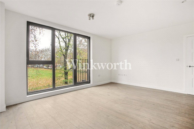 Frobisher Road, London, N8