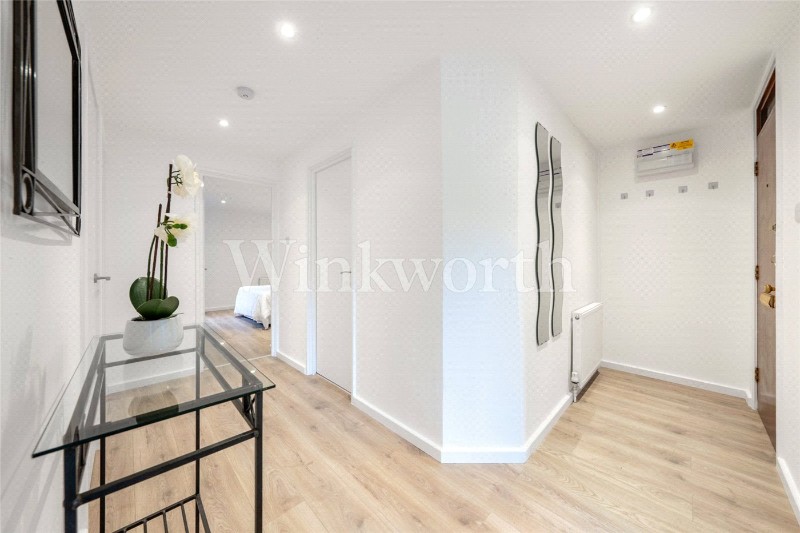 Britten Close, London, NW11