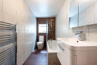 Brighton Road, Surbiton, KT6