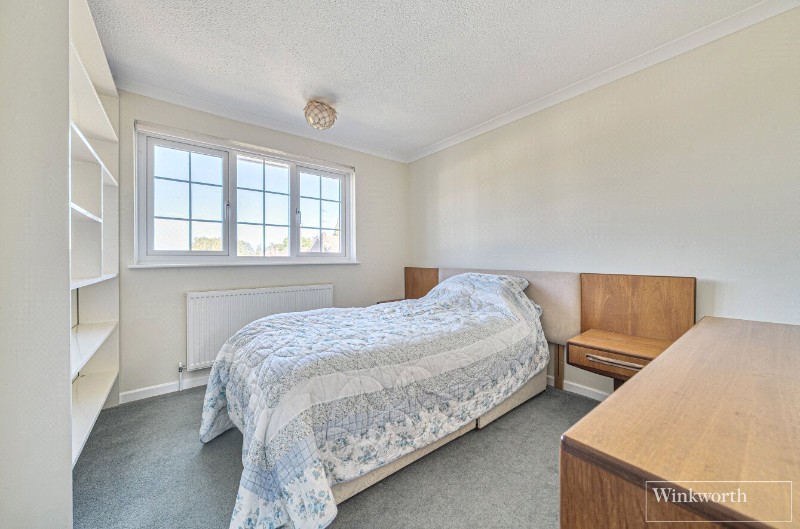 Lambourne Drive, Bagshot, Surrey, GU19