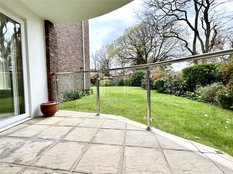 West Cliff Road, Bournemouth, BH4