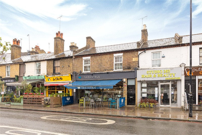 Upper Richmond Road, Putney, London, SW15