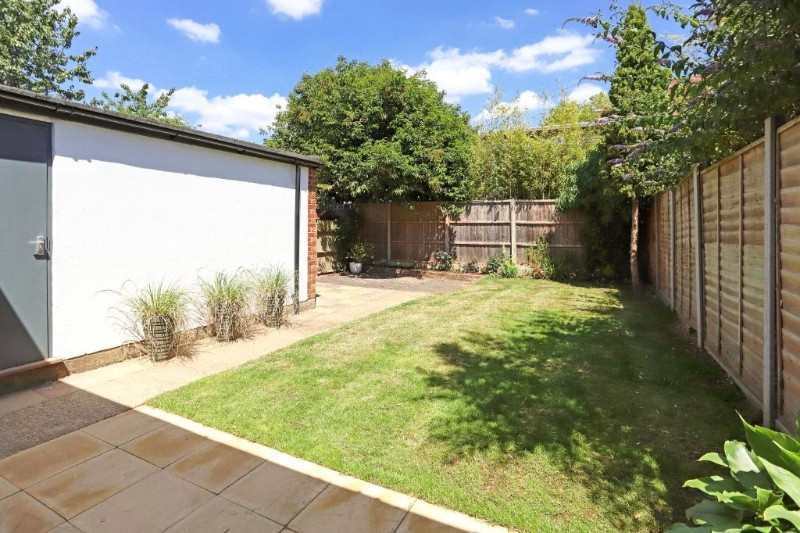 St. Georges Road, Farnham, Surrey, GU9