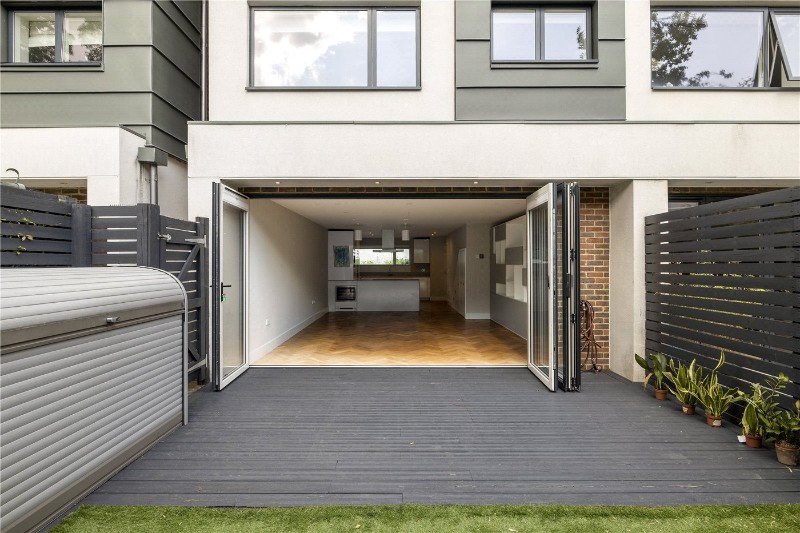 Pakefield Mews, London, SW2