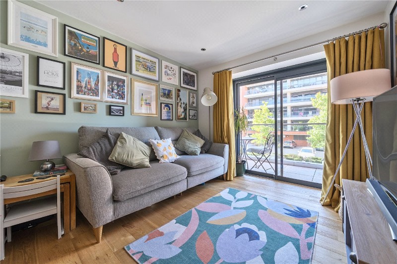 Kingman Way, Newbury, Berkshire, RG14