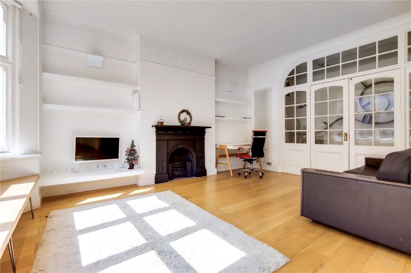 Southampton Row, London, WC1B