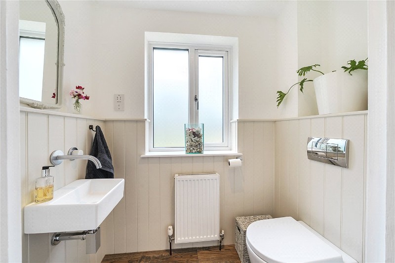 Benett Gardens, Shaw, Newbury, Berkshire, RG14