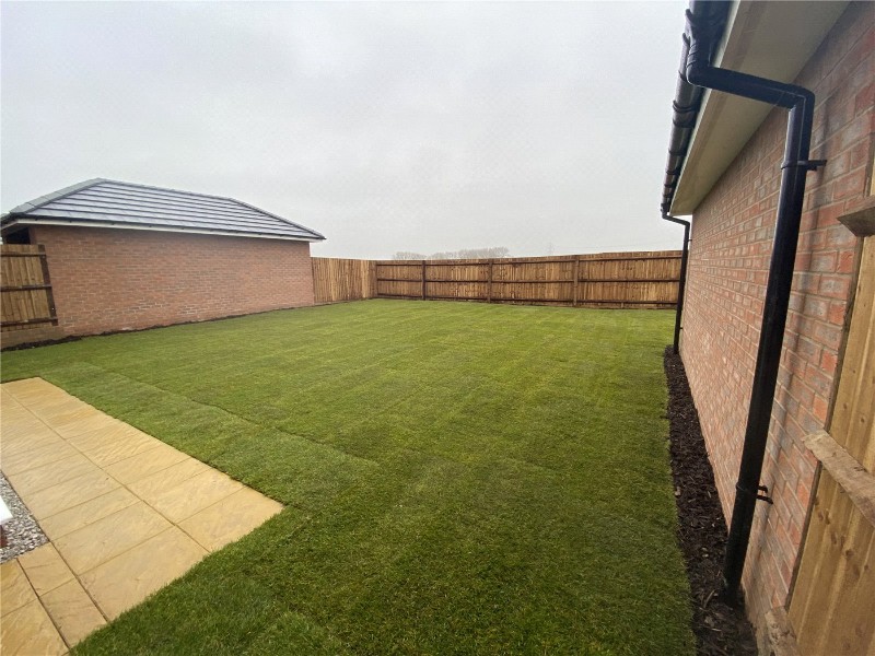 Phoenix Lane, Fernwood, Newark, NG24