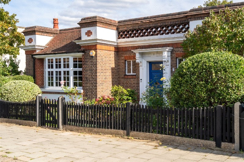 Hillside Road, London, SW2