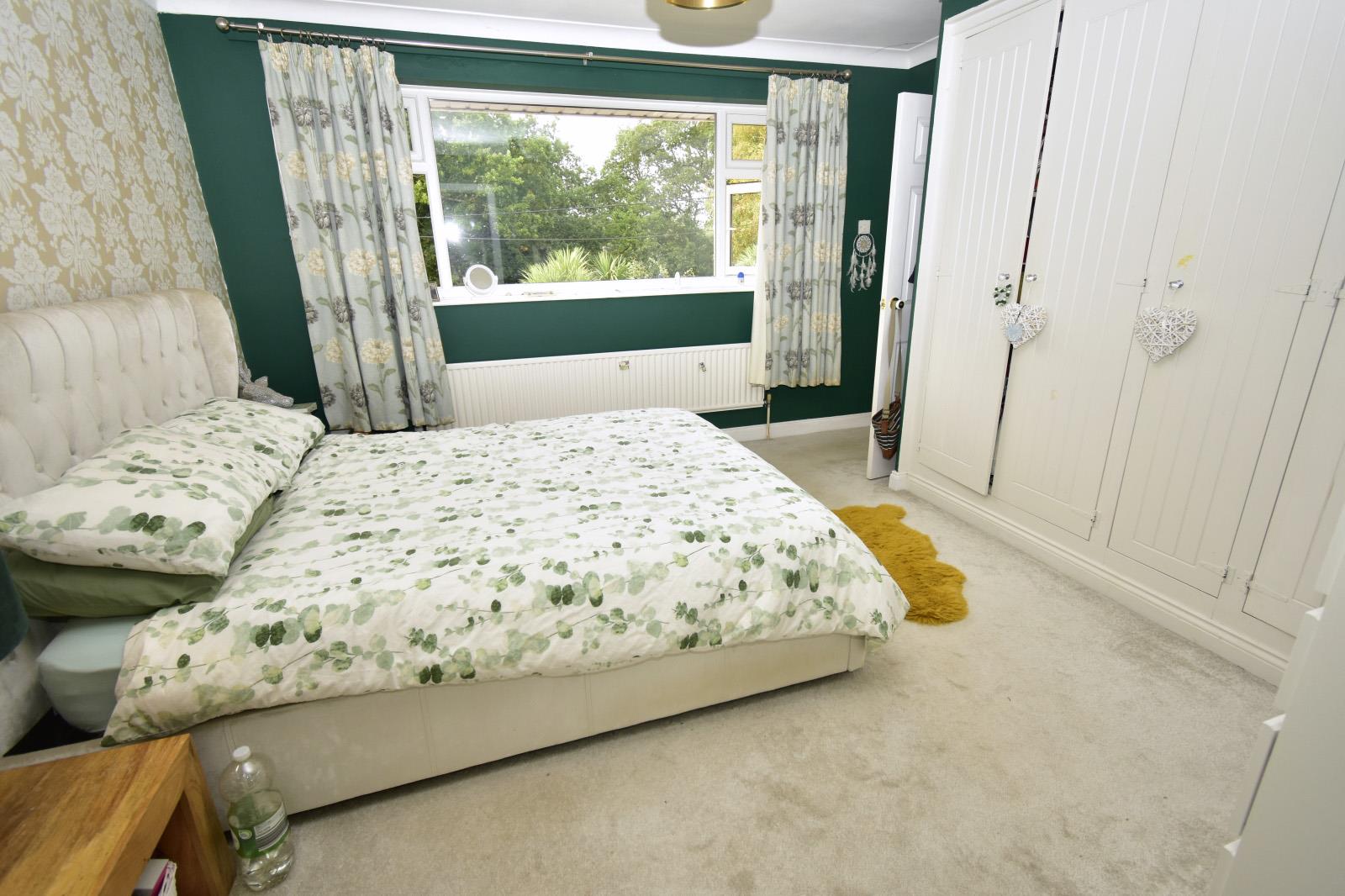 A BEDROOM 1.JPG