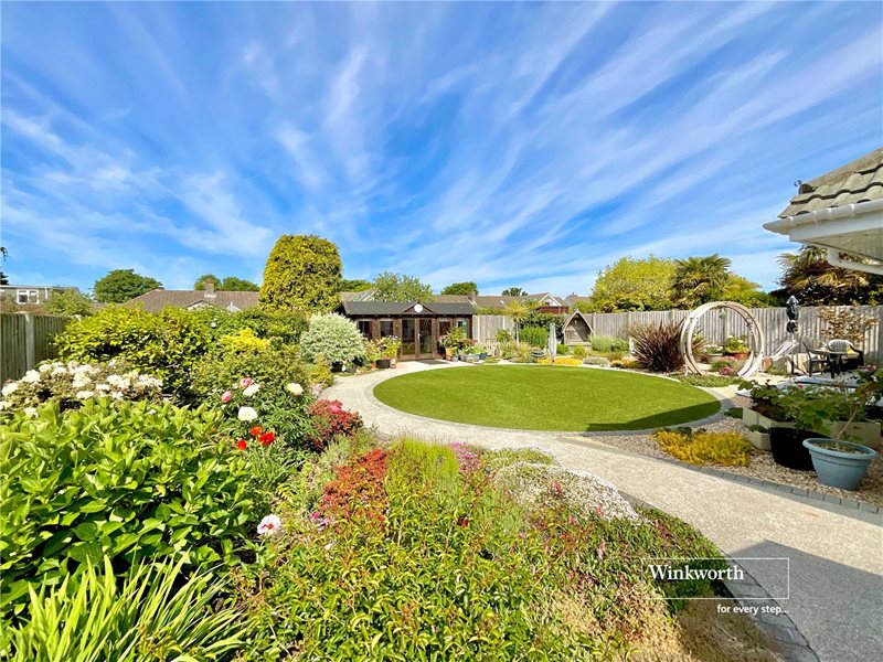 Imber Drive, Highcliffe, Christchurch, Dorset, BH23