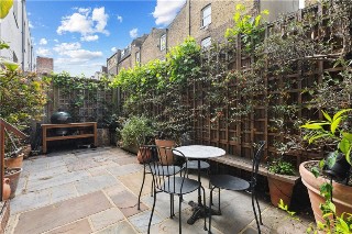 Pickle Mews, London, SW9