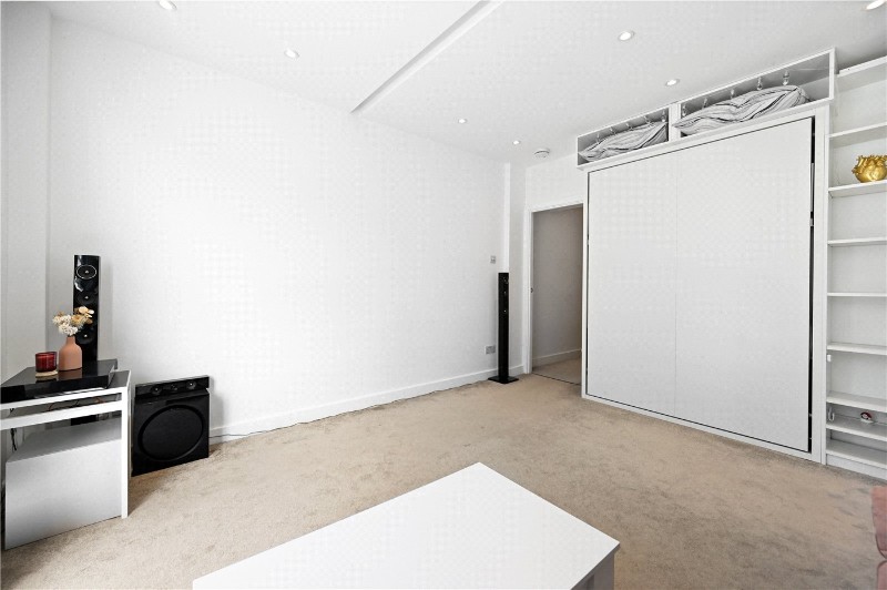 Woburn Place, London, WC1H
