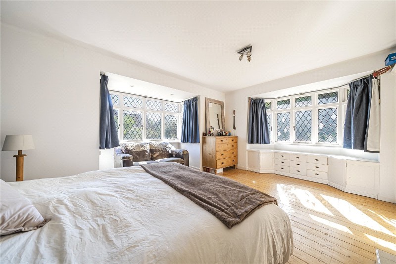 Frensham Road, Lower Bourne, Farnham, GU10