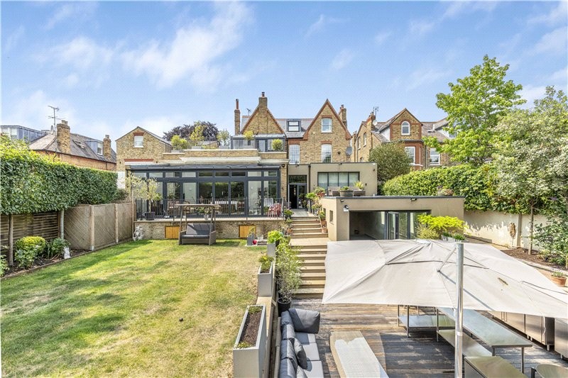 Castelnau, London, SW13