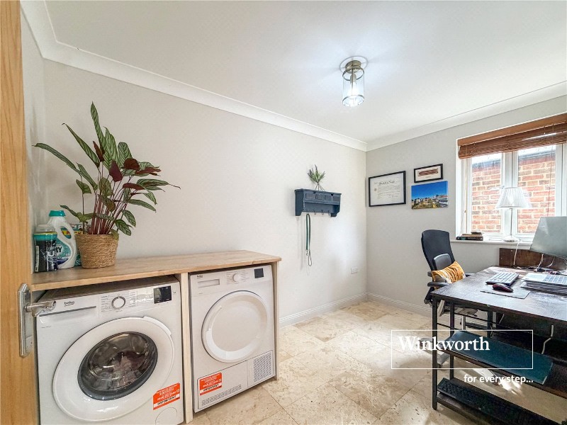 Longham Farm Close, Longham, Ferndown, Dorset, BH22