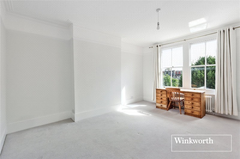 Etchingham Park Road, Finchley, London, N3