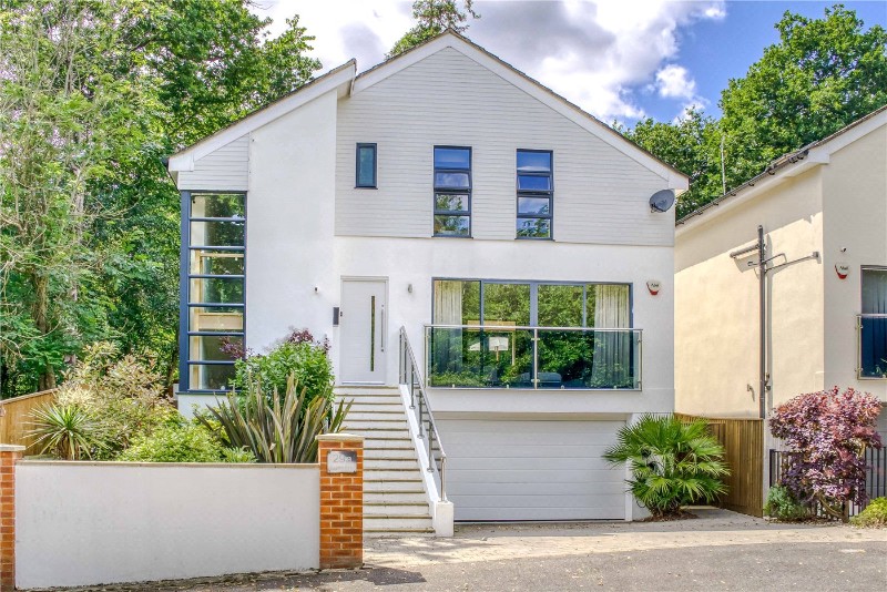 Brownsea View Avenue, Poole, Dorset, BH14