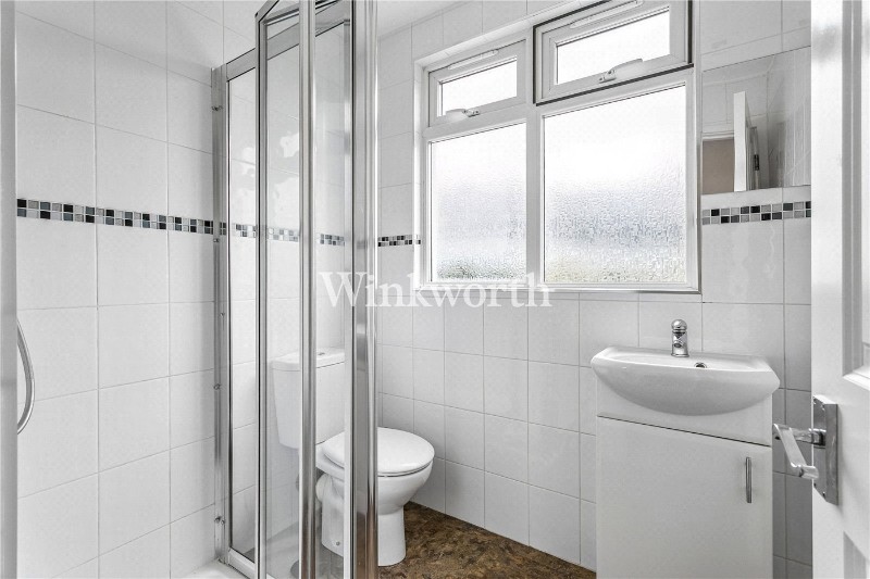 Stirling Road, London, N22