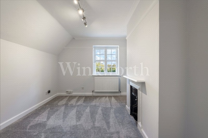 Asmuns Hill, London, NW11