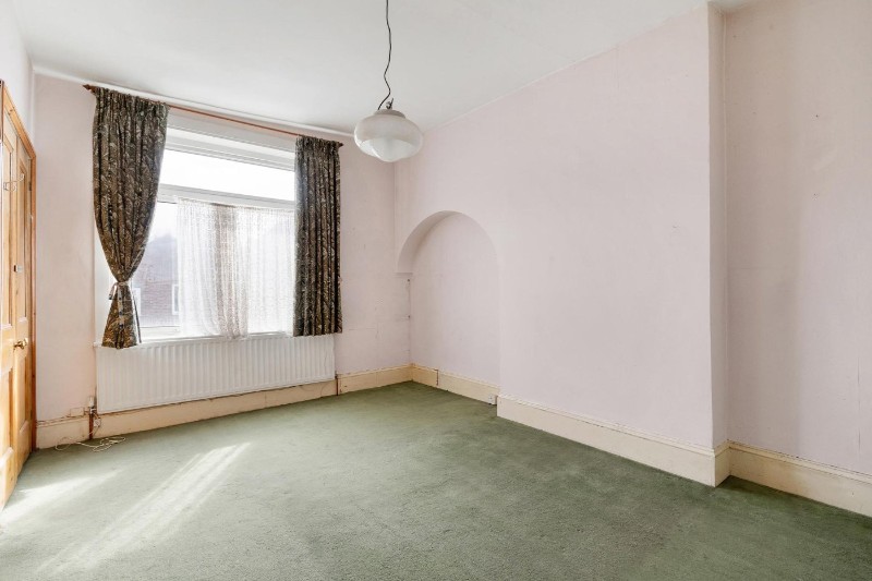 Rockmount Road, London, SE19