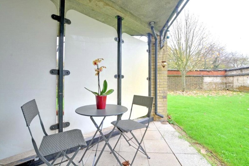 Elizabeth Fry Place, Shooters Hill, London, SE18