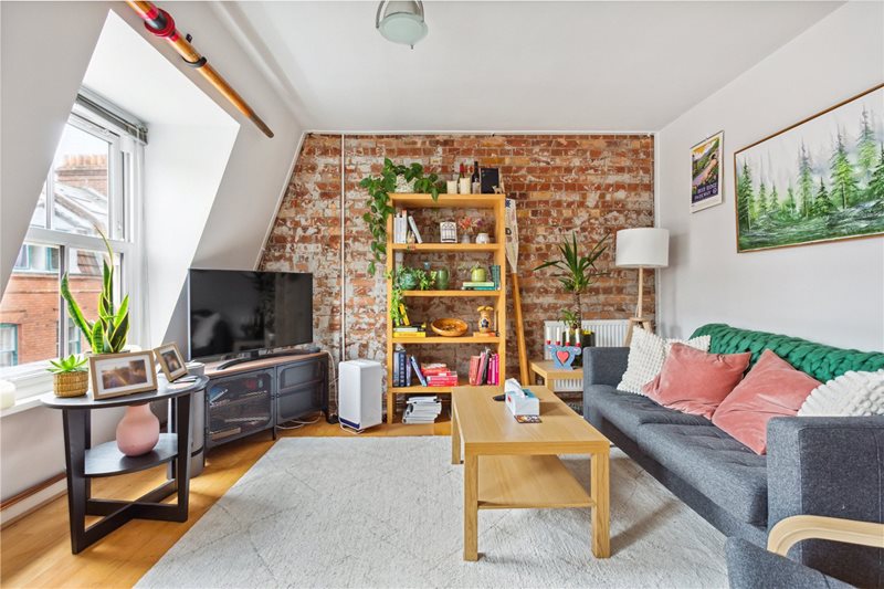 Leigh House, Halcrow Street, E1