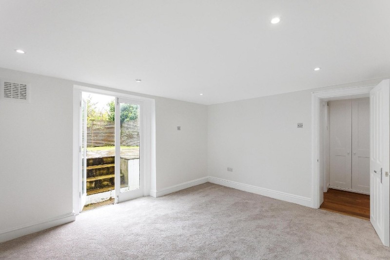 Camden Hill Road, London, SE19