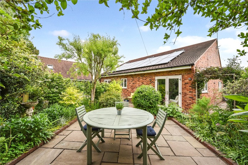 Wedmore Close, Winchester, Hampshire, SO22