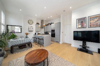 Knights Hill, West Norwood, London, SE27