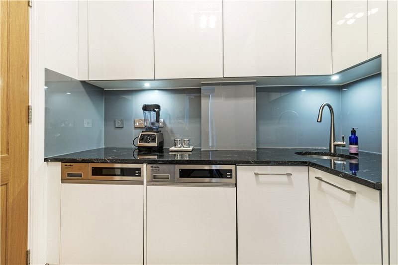 Lonsdale Road, Barnes, London, SW13