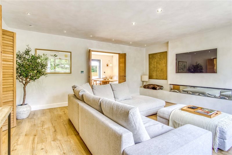 Brownsea View Avenue, Poole, Dorset, BH14