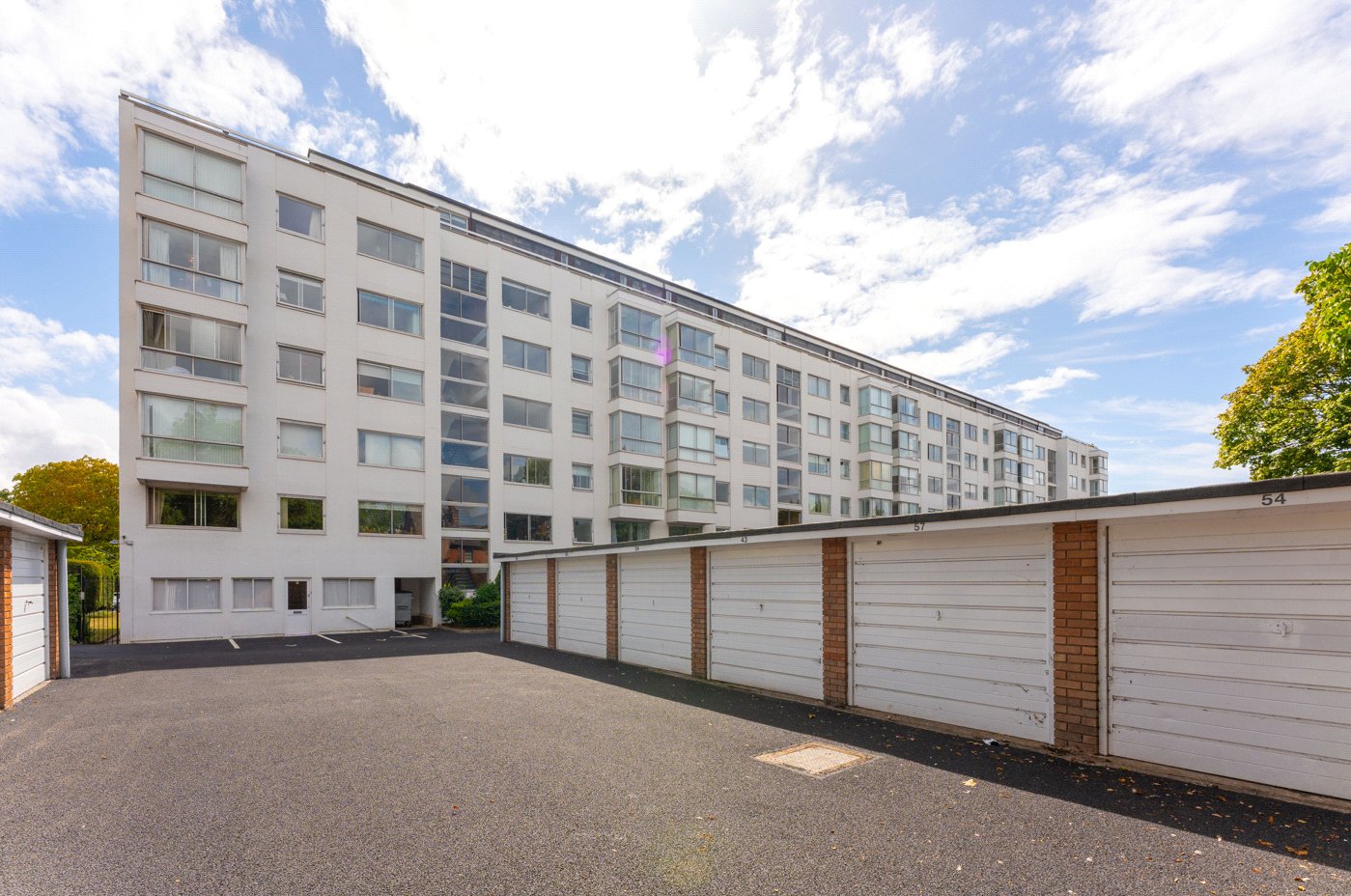 Garage En-Bloc
