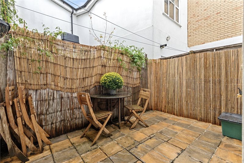 St. Jude Street, London, N16