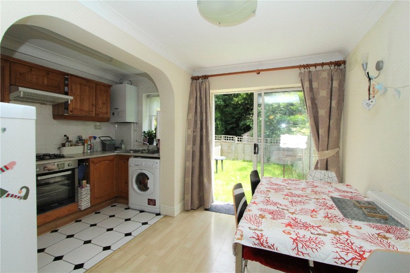 Kings Avenue, Ealing, London, UK, W5