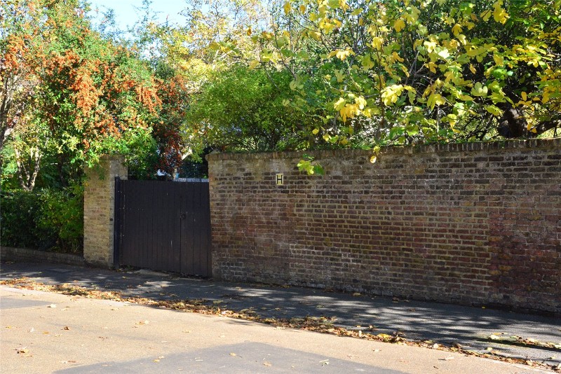 Pond Road, London, SE3