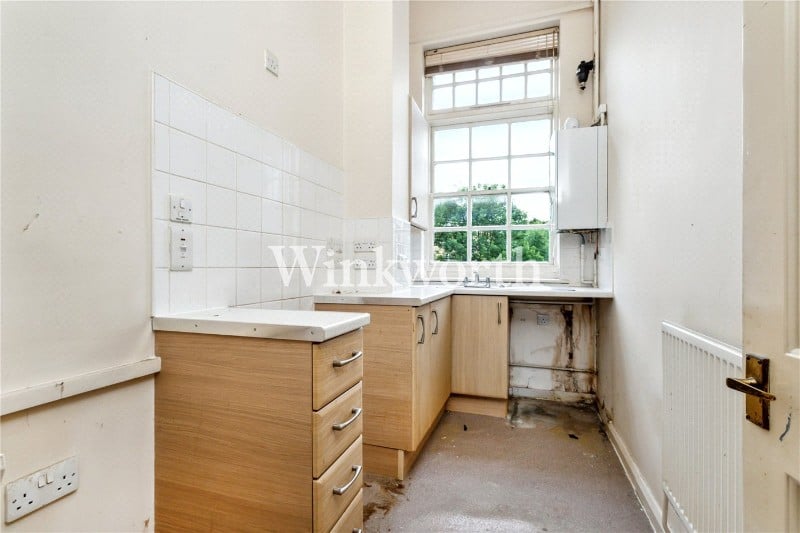 Pennington Drive, London, N21