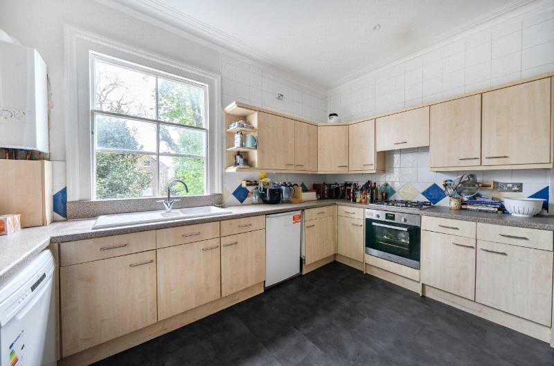 Waldegrave Road, London, SE19