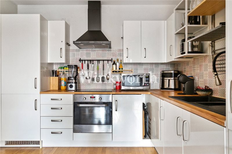 Birdsmouth Court, London, N15