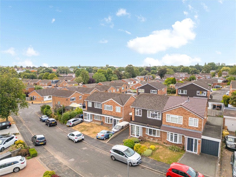 Knoll Drive, Warwick, Warwickshire, CV34