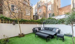 St. Georges Drive, London, SW1V