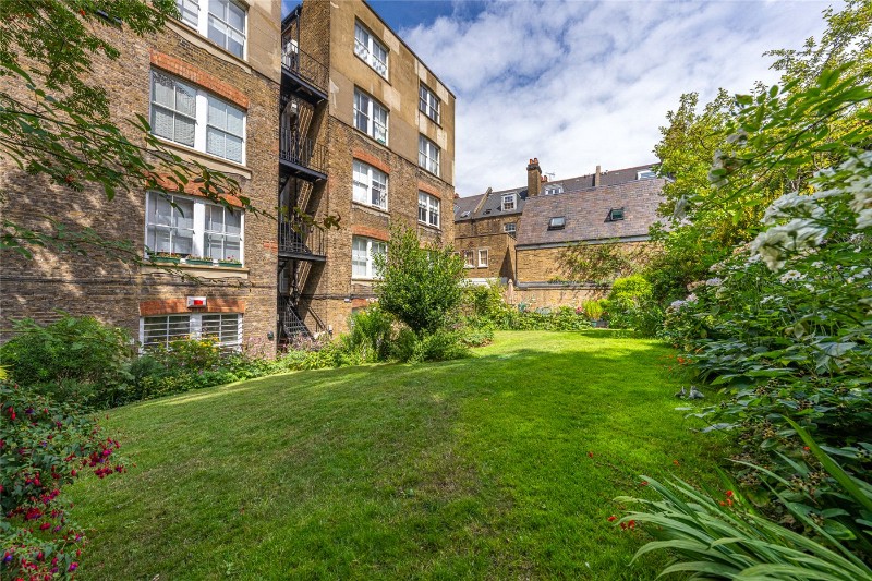 Maida Avenue, London, W2