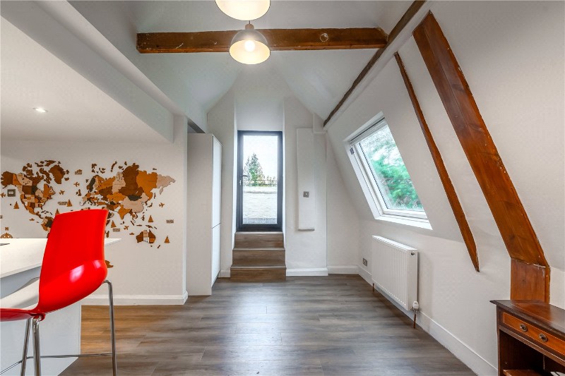 Cobbetts Hill, Weybridge, Surrey, KT13