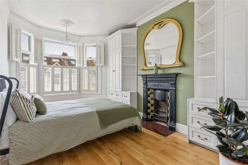 Eswyn Road, London, SW17